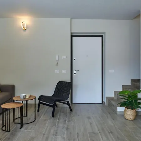 Hébergement de vacances Laghetto By Interhome