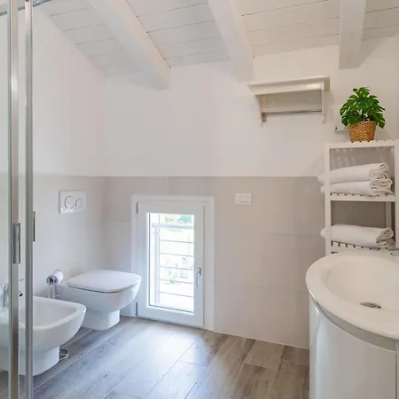 Hébergement de vacances Laghetto By Interhome