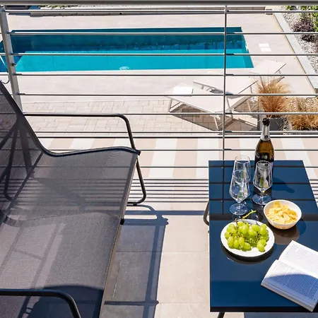 Hébergement de vacances Laghetto By Interhome