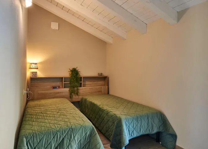 Laghetto By Interhome 콜리코